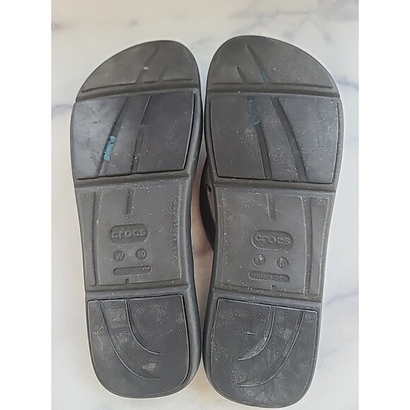 Crocs Black Flip Flops Women's Size 10 - Picture 9 of 10